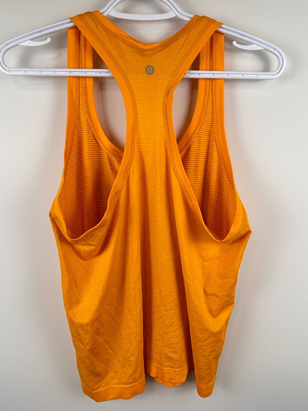 Lululemon Swiftly Tech Racerback Tank Orange Size 10 Running Yoga - Picture 2 of 5